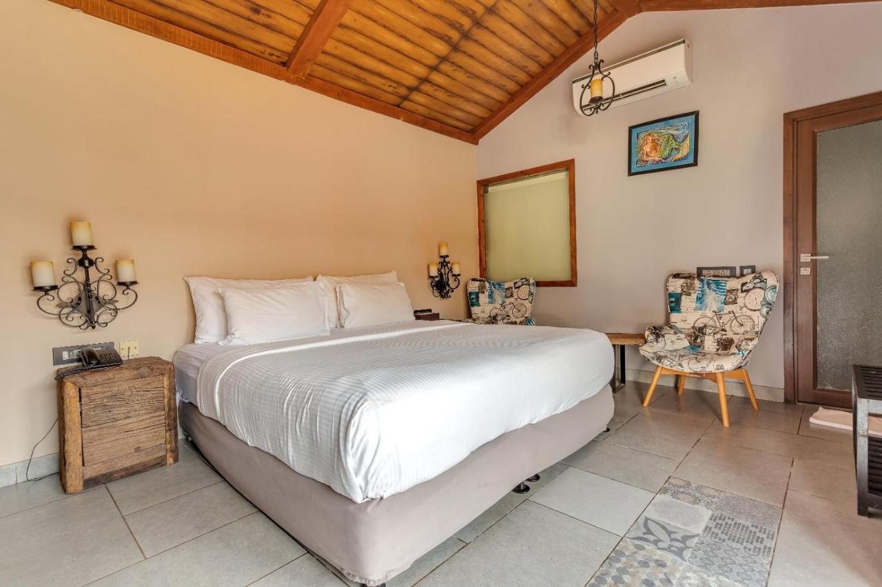 The Baga Beach Resort Esterno foto