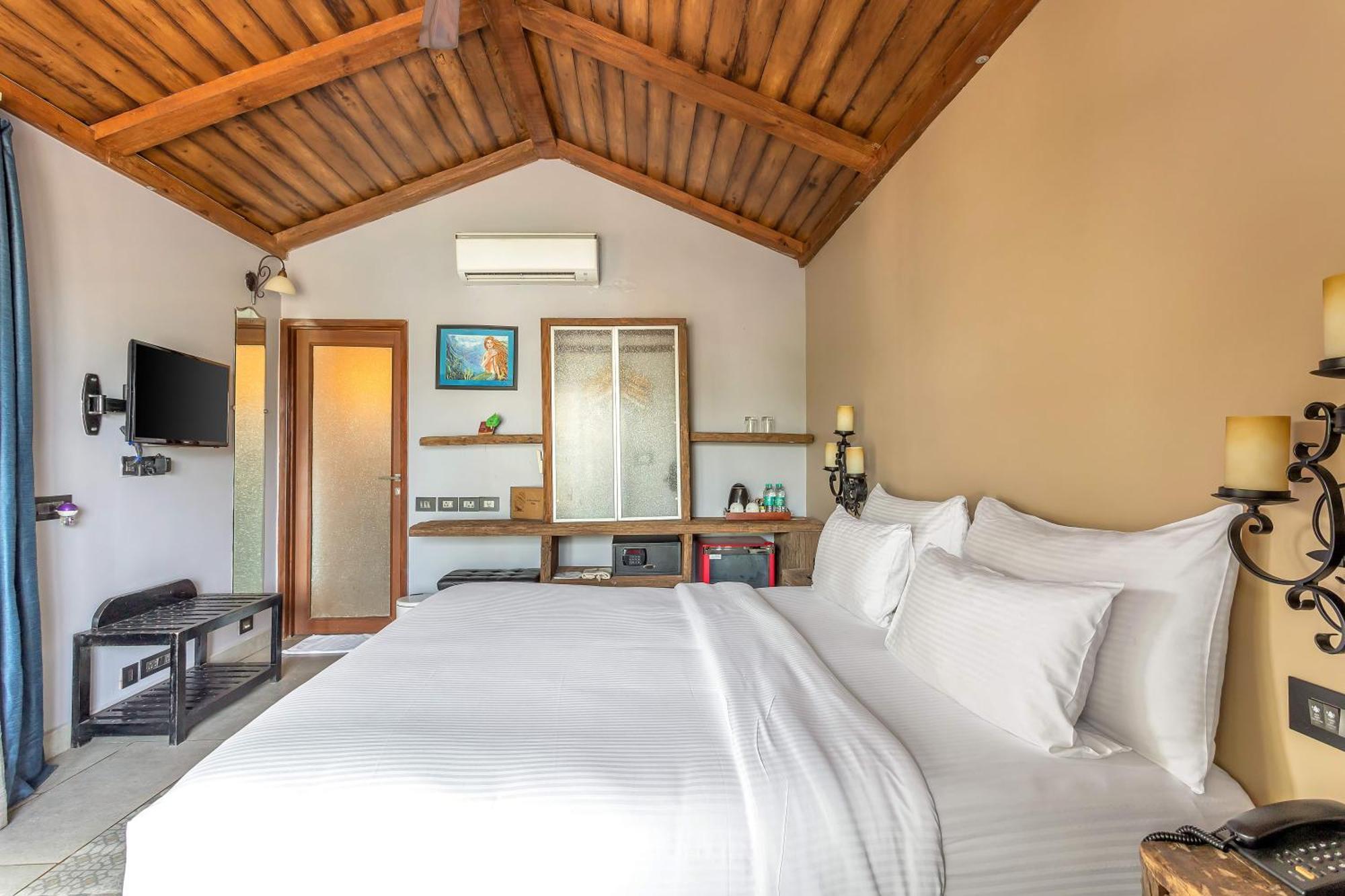 The Baga Beach Resort Esterno foto