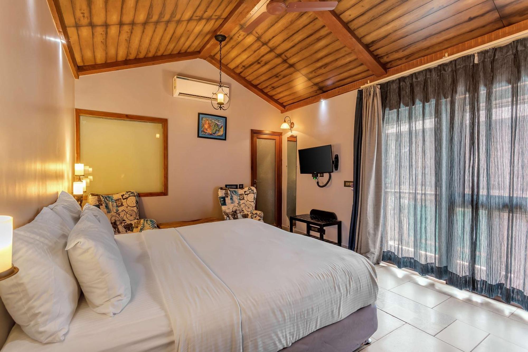 The Baga Beach Resort Esterno foto